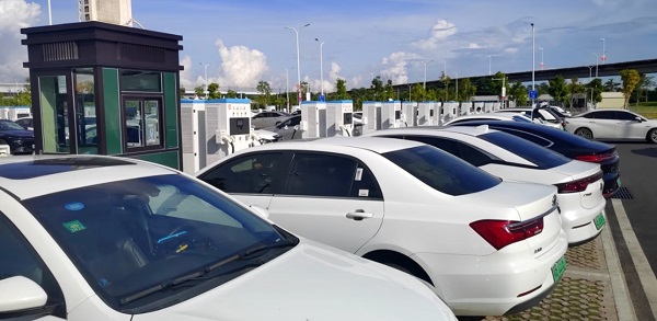 Naš izvoz novih energetskih vozil trenutno vztrajno napreduje