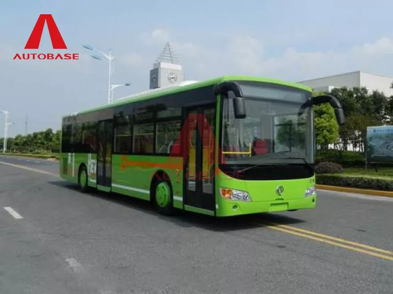 Dongfeng vtični hibridni avtobus